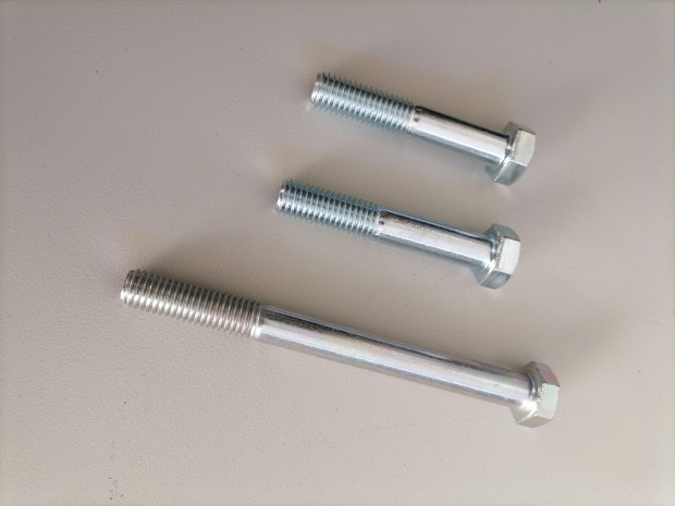 Hatlapfejű csavarok M12